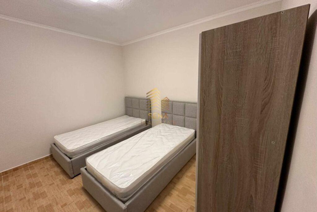 Rent, Apartment 2+1, Manastir Congress Street, 50,000 Lek/month
