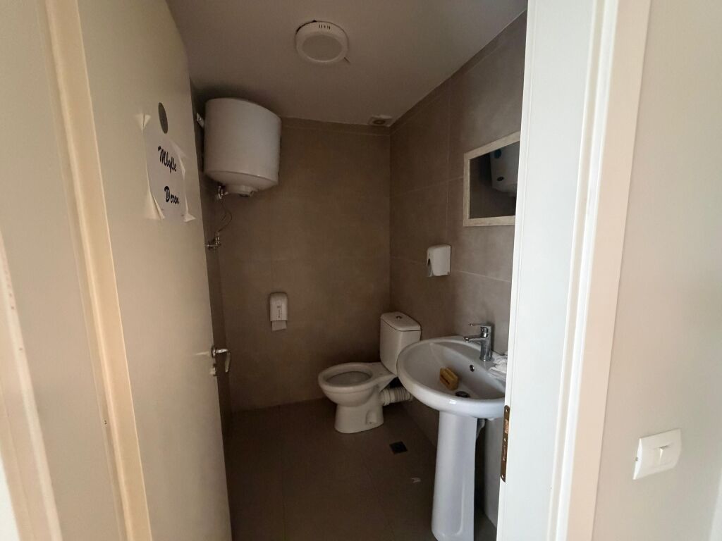 📣 OFFICE Space FOR RENT 📍 Opposite American Hospital 3, with a view of the main street ✨