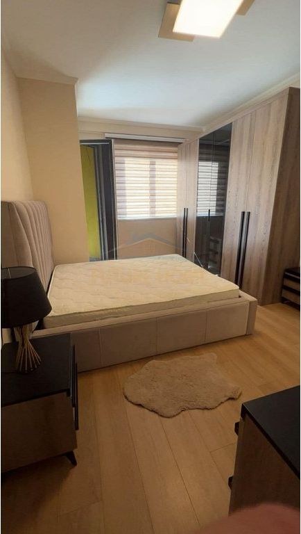 Rent, Apartment 2+1+2 + Parking Spot, Grand Gallery, Tirane