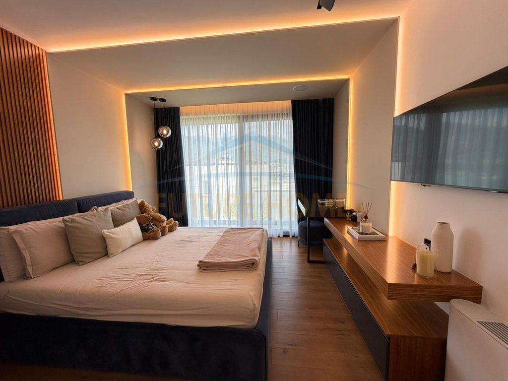 Qera, Vile Individuale, Farke, Tirane
