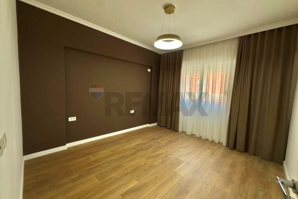 SHITET APARTAMENT 2+1 | KOMUNA E PARISIT