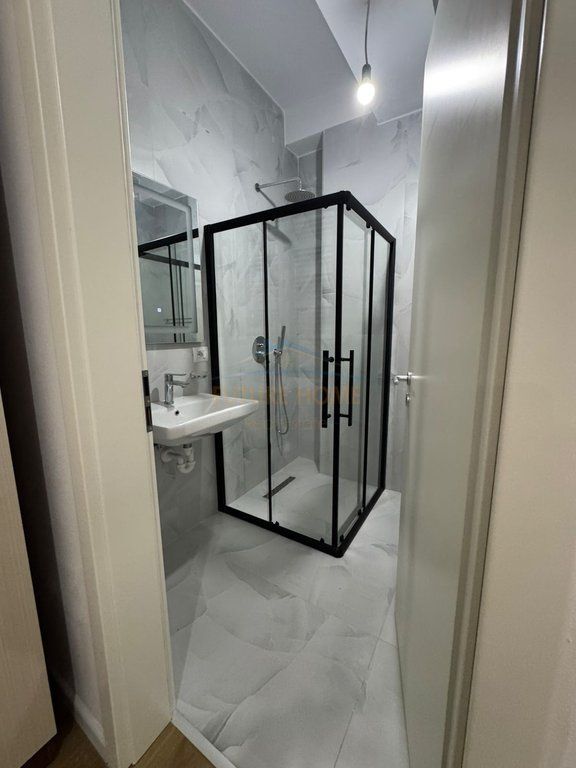 Qera, Apartament 2+1+2, Kompleksi Kaimi, Ali Demi, Tiranë.