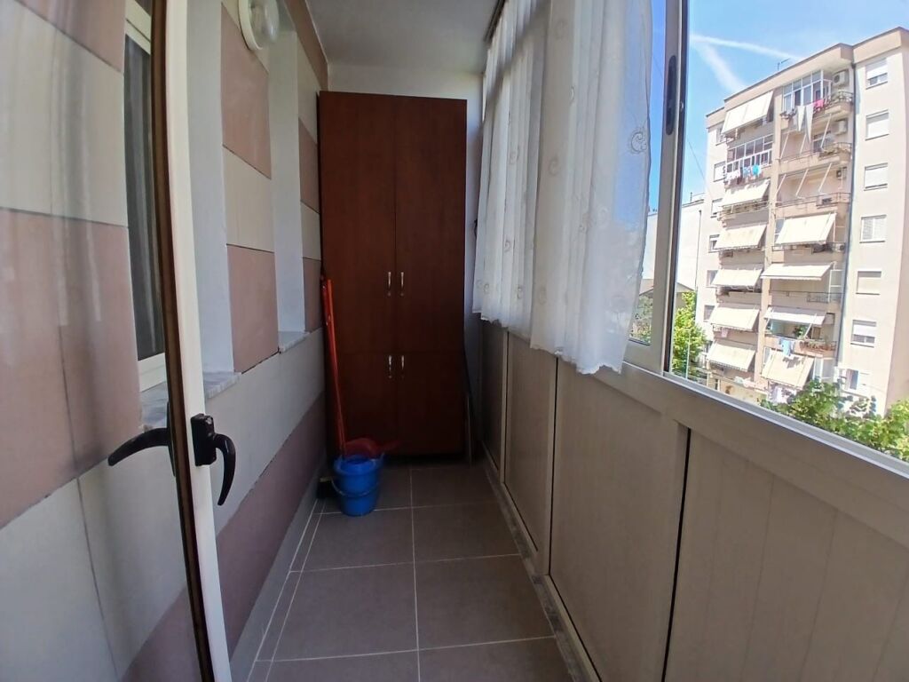 1+1, comune di Parisit, 500 mila leke scontati