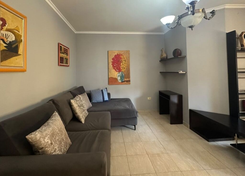Apartment 2+1 converted for sale - Xhamia Xhura Porcelan