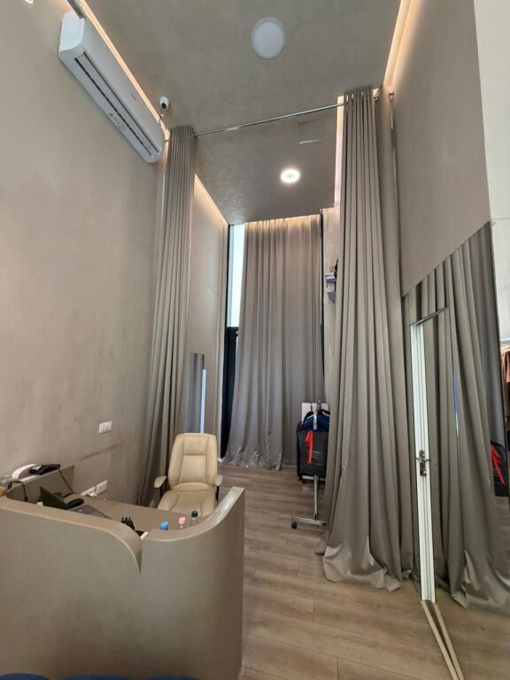 In Affitto: Prestigioso Spazio Ufficio 2+1+2WC + 1 Balcone &amp; 1 TERRAZZA 📍 Fronte Strada Myslym Shyri | €1.570 Netti/Mese