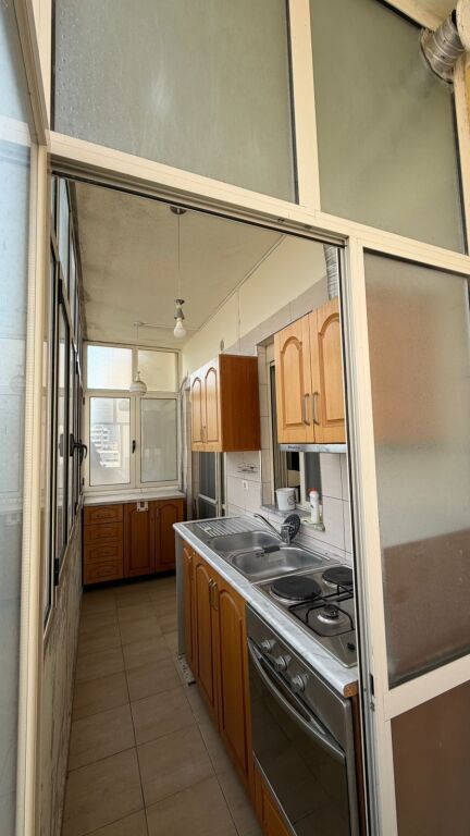 Apartament jepet me qira afatgjat 2+1