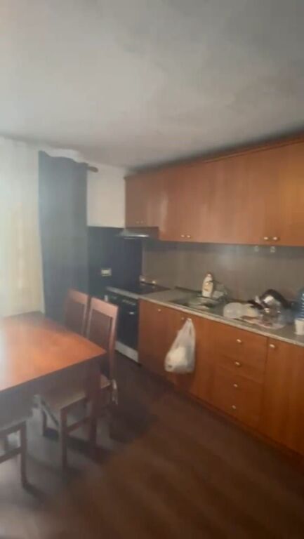 Affitto | Shtëpi private / Garsionere 1 + 1 | Porcelan | 200 €/mese