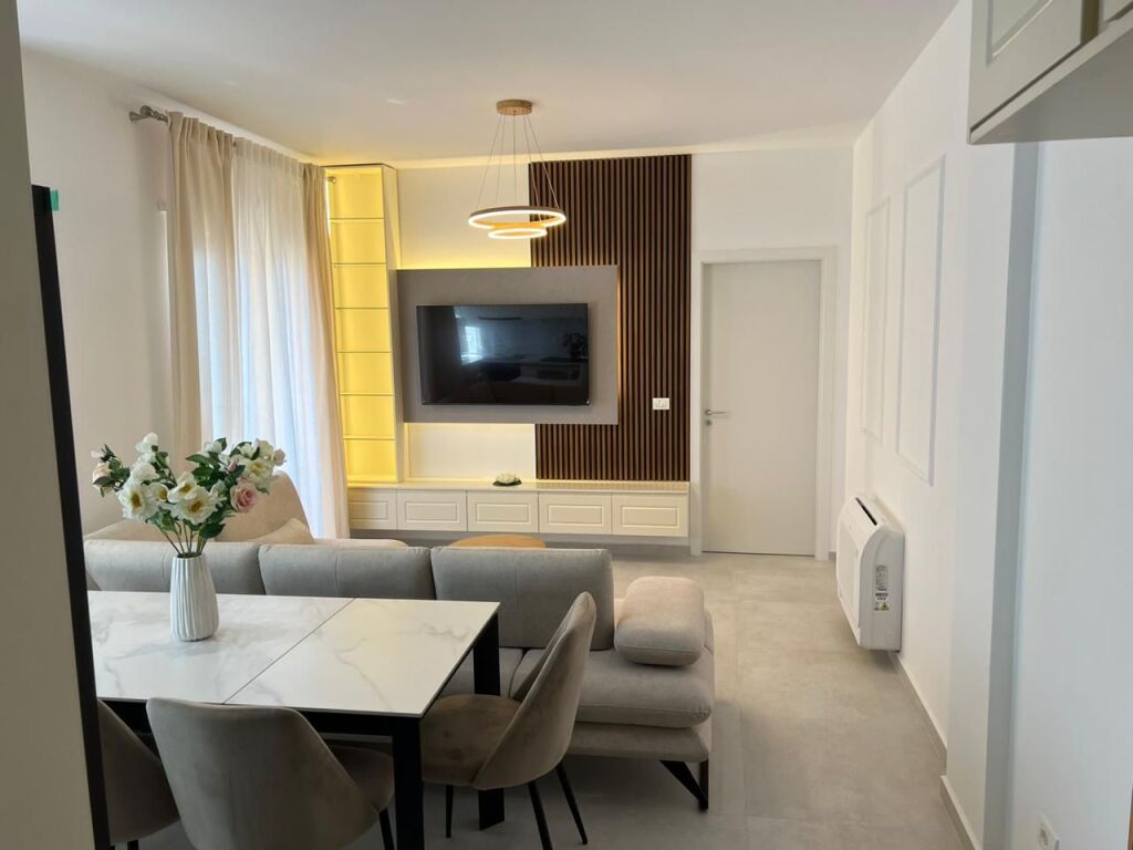 📣 QERA Apartament 2+1+2 📍 Rruga Qemal Stafa, Prane “Shkolles Se Kuqe”, Tirane ✨  