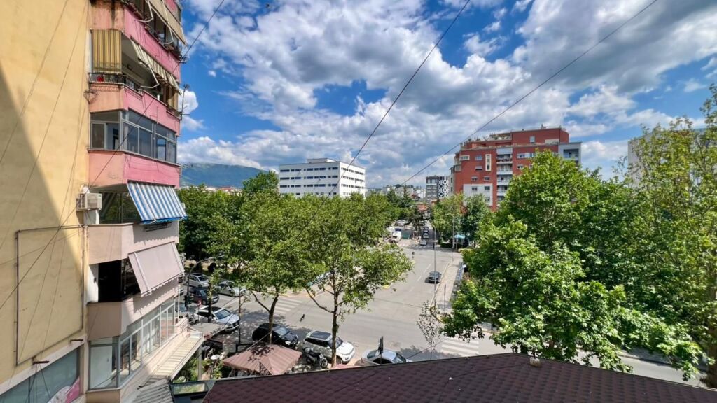 FOR RENT: 2+1+2WC Apartment 📍 Brryli (Main Road Frontage) – 60,000 ALL/Month – 115 m² – New Building with Two Elevators