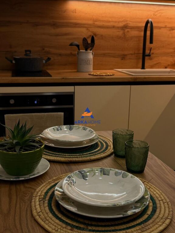 FOR RENT APARTMENT 1+1 "IRFAN TOMINI STREET, NEW TIRANA" 600 EURO