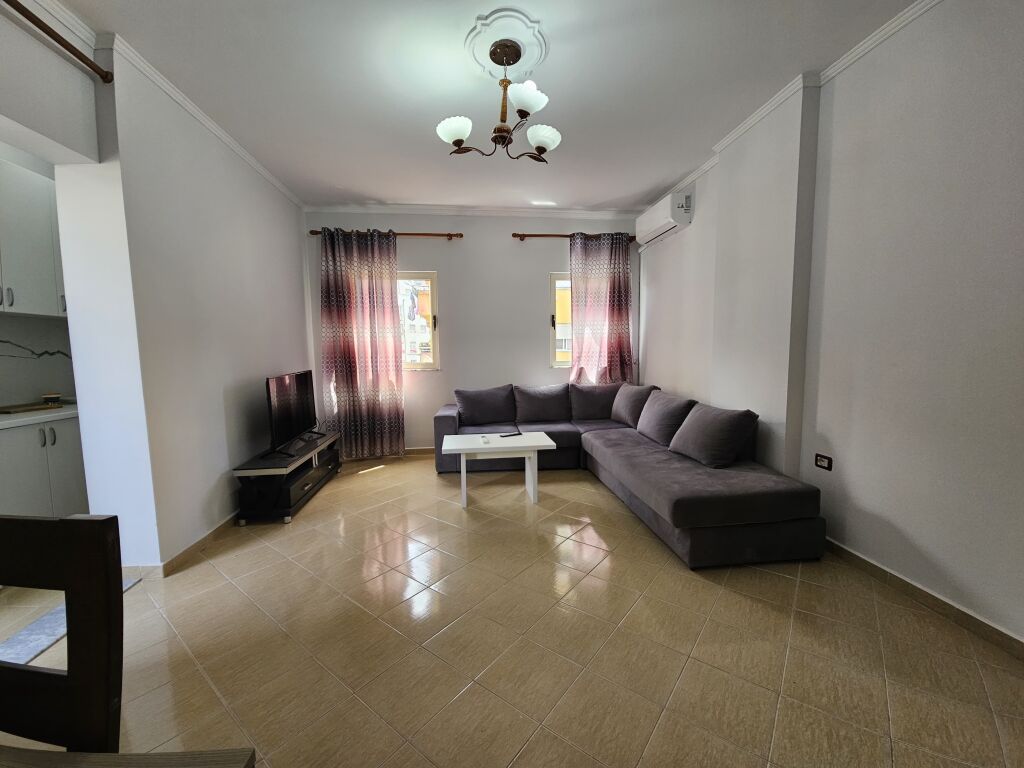 🏡 Apartment 1+1 for rent at the Commune of Paris