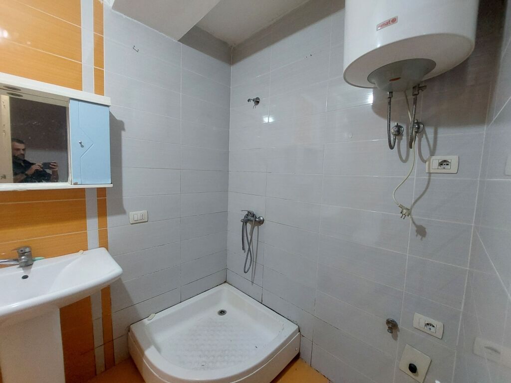 Qera | Apartament 2 + 1 | Rruga 5 Maji | 500 €/muaj