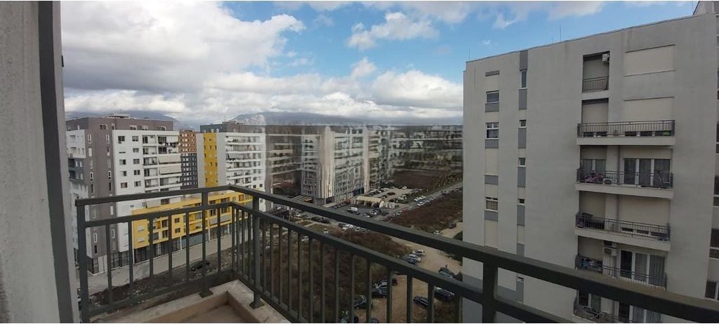 Apartament 1+1 Me Qira në Ish Fusha e Aviacionit, Tiranë - 650€