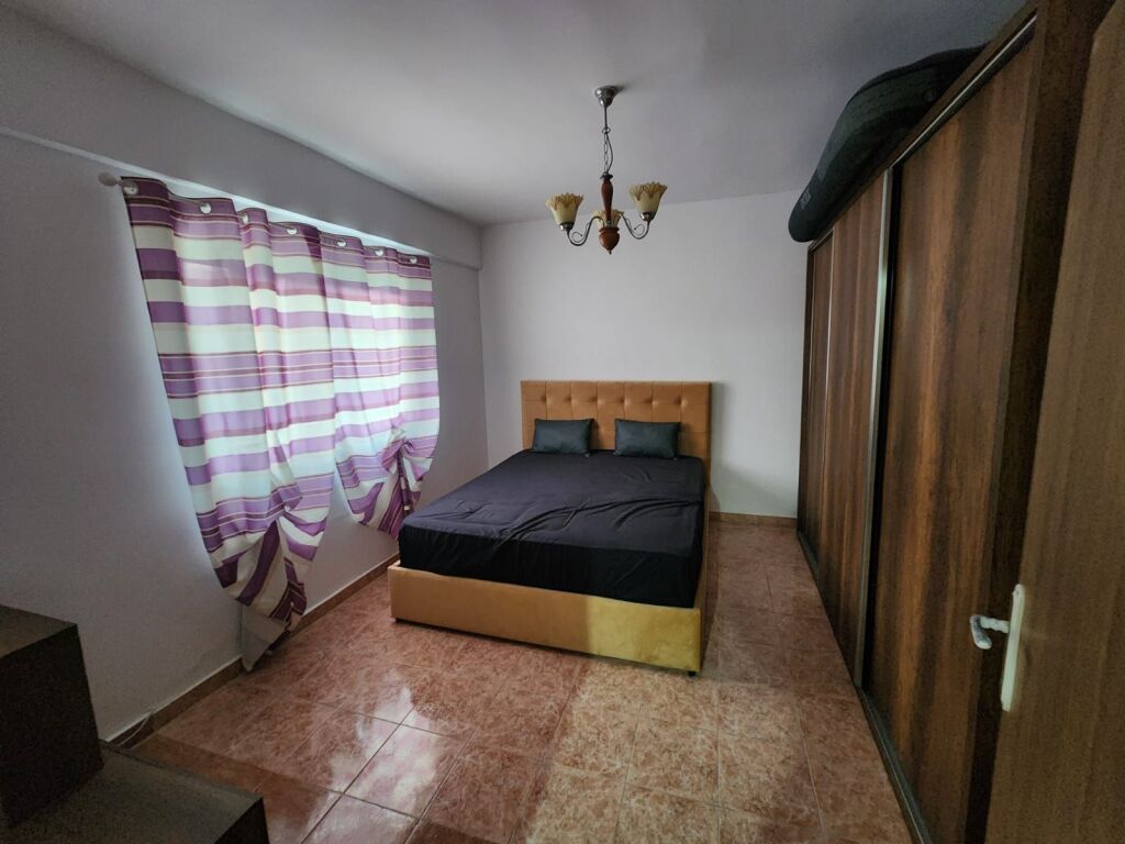 🏡 Jepet me qera apartament 1+1 totalisht i mobiluar tek Hotel Florida, Plazh