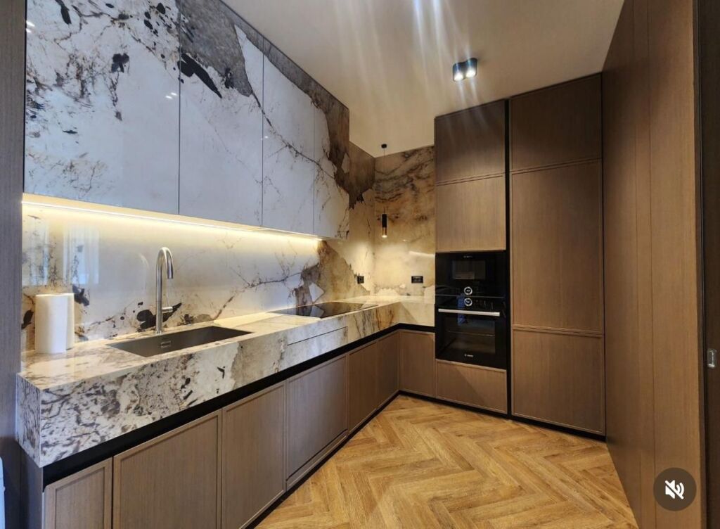 Appartamento di lusso (2+1) in affitto a Myslym Shyr (ID 52215001)