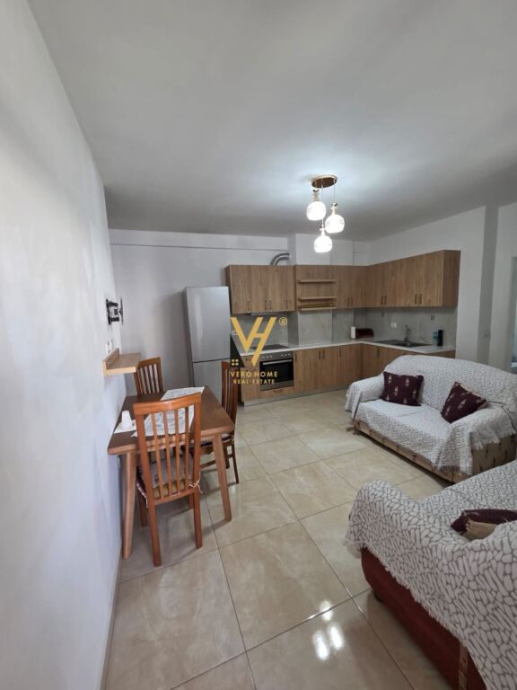 JEPET APARTAMET 2+1+BLK ME QIRA NE ASTIR 45.000 LEKE