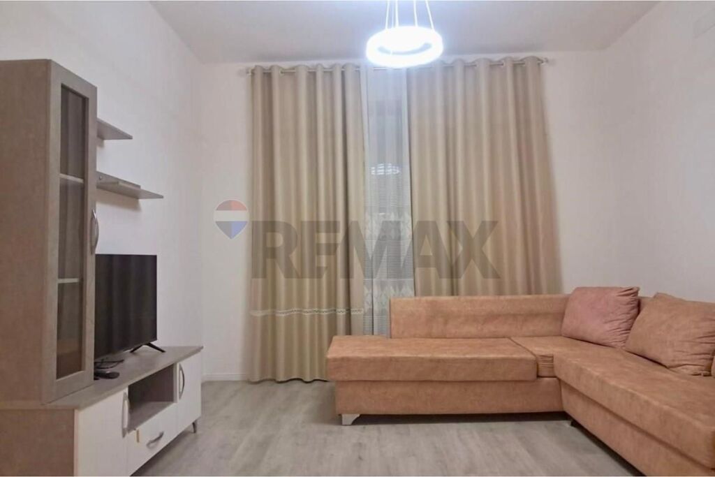 APARTAMENT 2+1+2 PER QIRA Ish Dogana