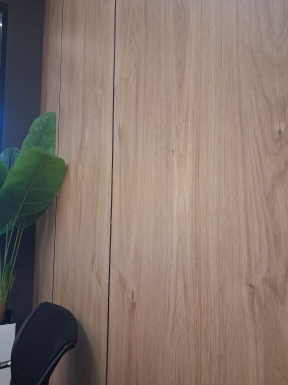 Jepet apartament për zyra,Myslym Shyri(Drejtoria e Policisë)
