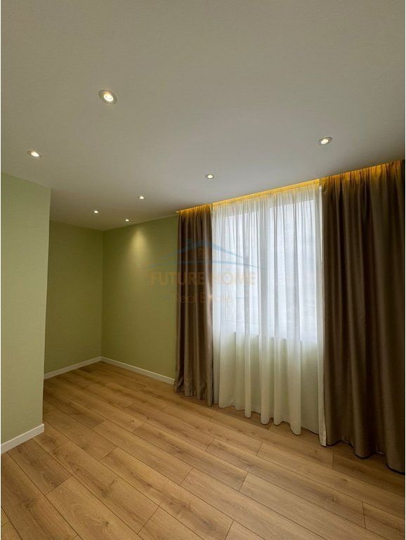 For sale, 2+1 Apartment, Myslym Shyri, Tirana.