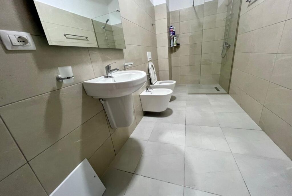 Apartament me qera 1+1 tek Kodra e Diellit (ID B2101198) Tirane