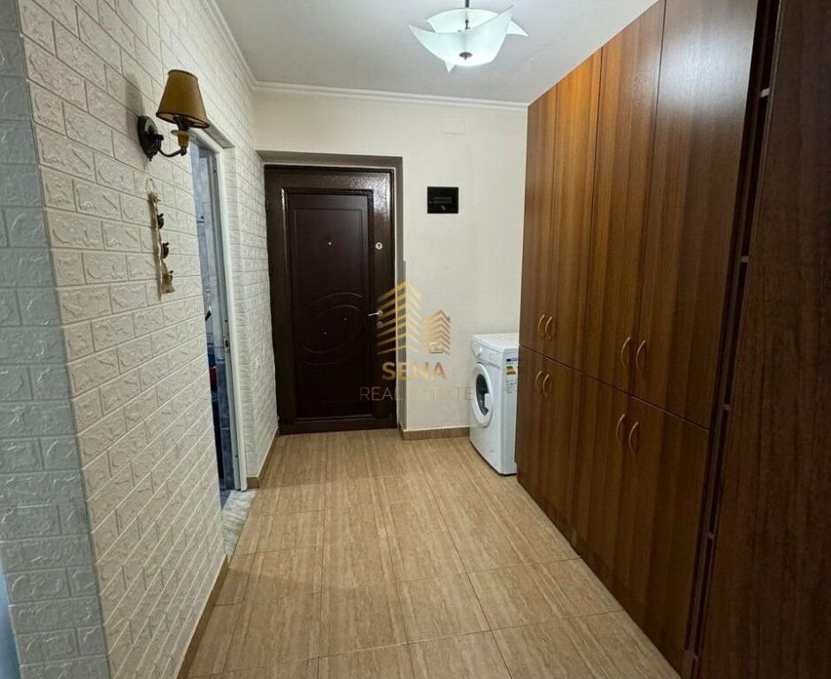Qira,Apartament 1+1,Xhamllik,40.000 Leke/Muaj