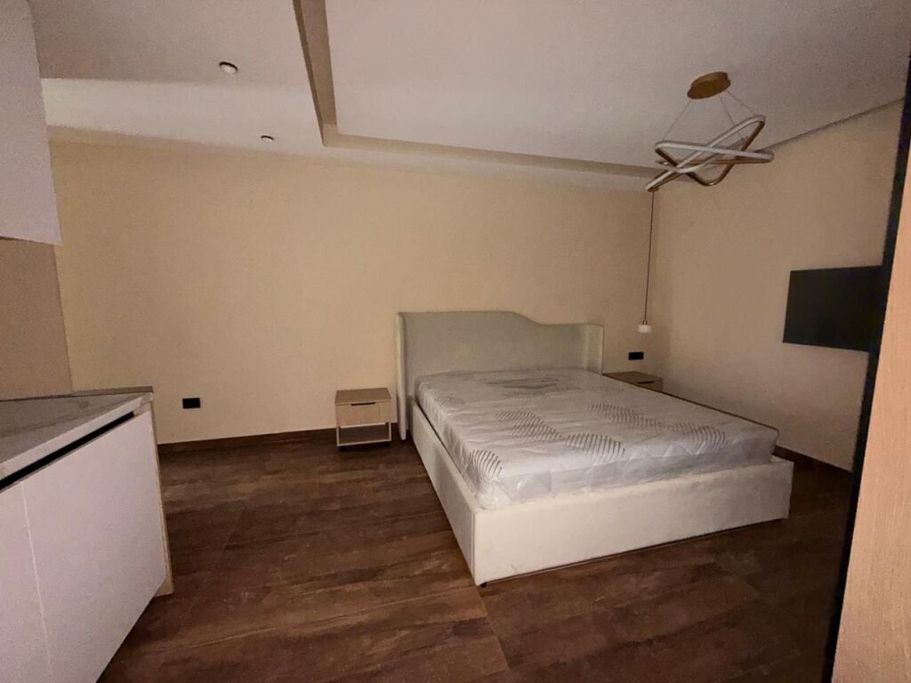 APARTHOTEL PËR QIRA- MUNDËSI INVESTIMI NË VOLLGA – DURRËS!
