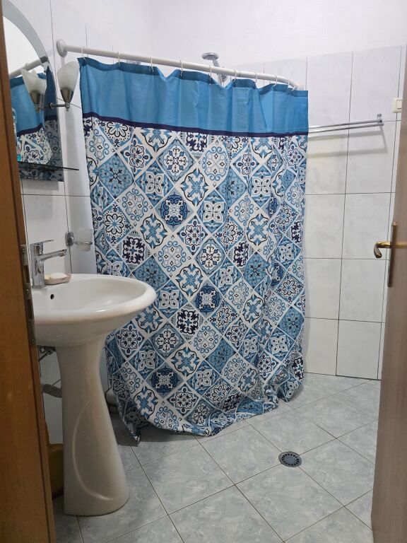 Affittasi 1+1, Comune di Parigi