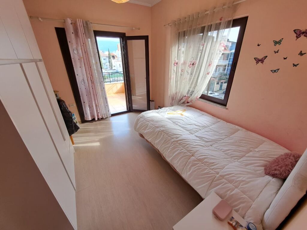 Shitet Vile 3-Kateshe ne Don Bosko ne Tirane