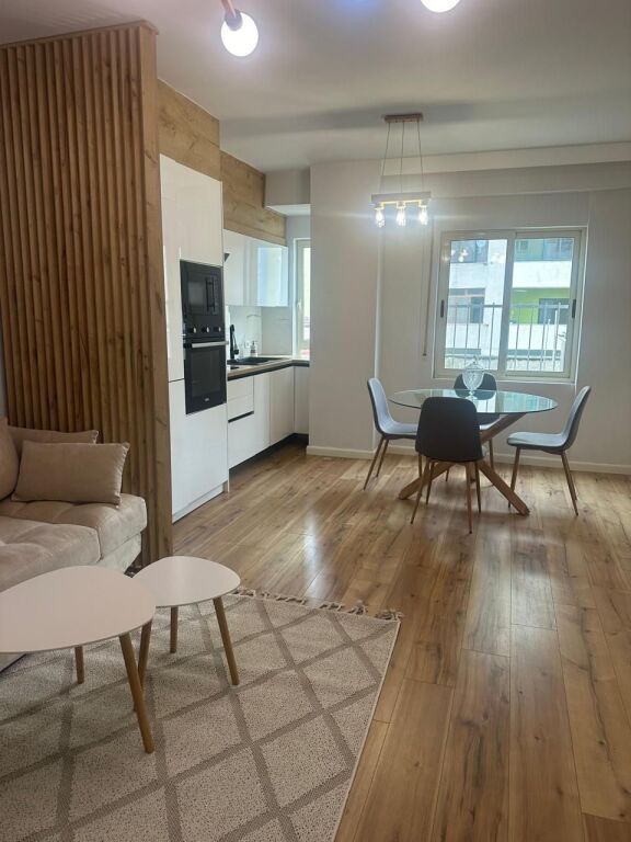 JEPET ME QERA APARTAMENT 1+1 PRANE MARKATES,DURRES
