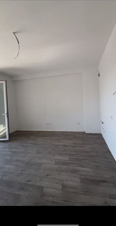 Apartment 1+1 for Sale – Kamez, near the olive roundabout