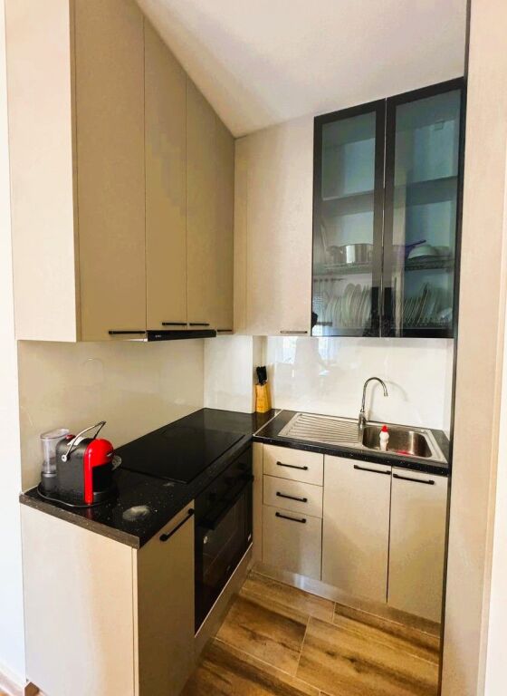 🏡 Shitet Apartament 1+1 në Golem – Tek Pishat e Buta 🌊