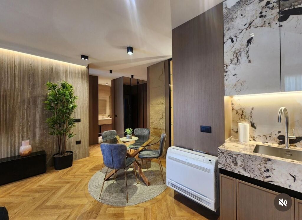 Appartamento di lusso (2+1) in affitto a Myslym Shyr (ID 52215001)