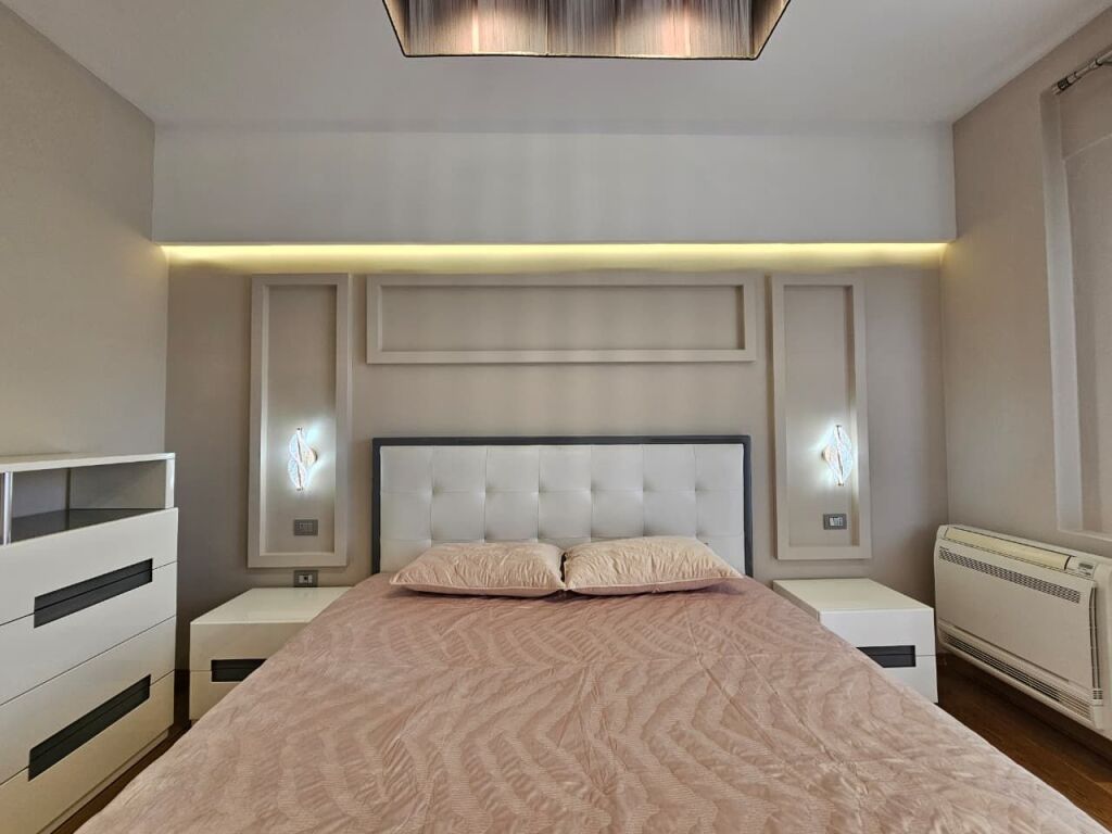 Apartament 2+1 tek Liqeni i Thate