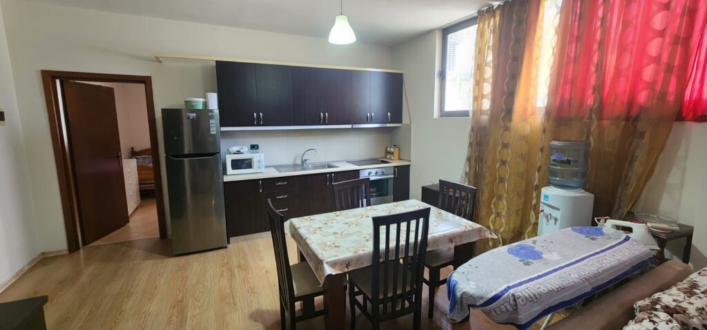 Apartament 2+1 per qira te Siri Kodra