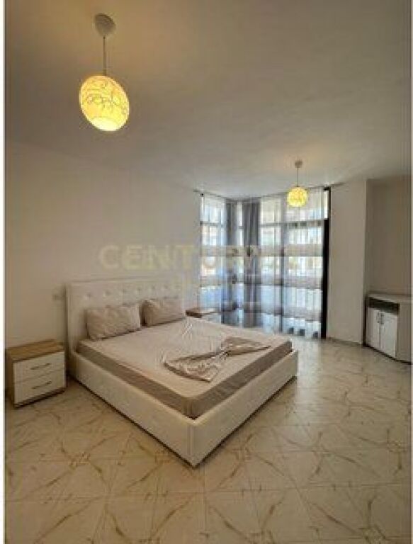 JEPET ME QIRA APARTAMENT 2+1+2 ME PAMJE DETI NE VOLLGA !