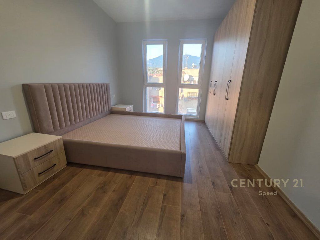 APARTAMENT 2+1 ME QIRA – SHKOLLA E BASHKUAR 570 € /Muaj