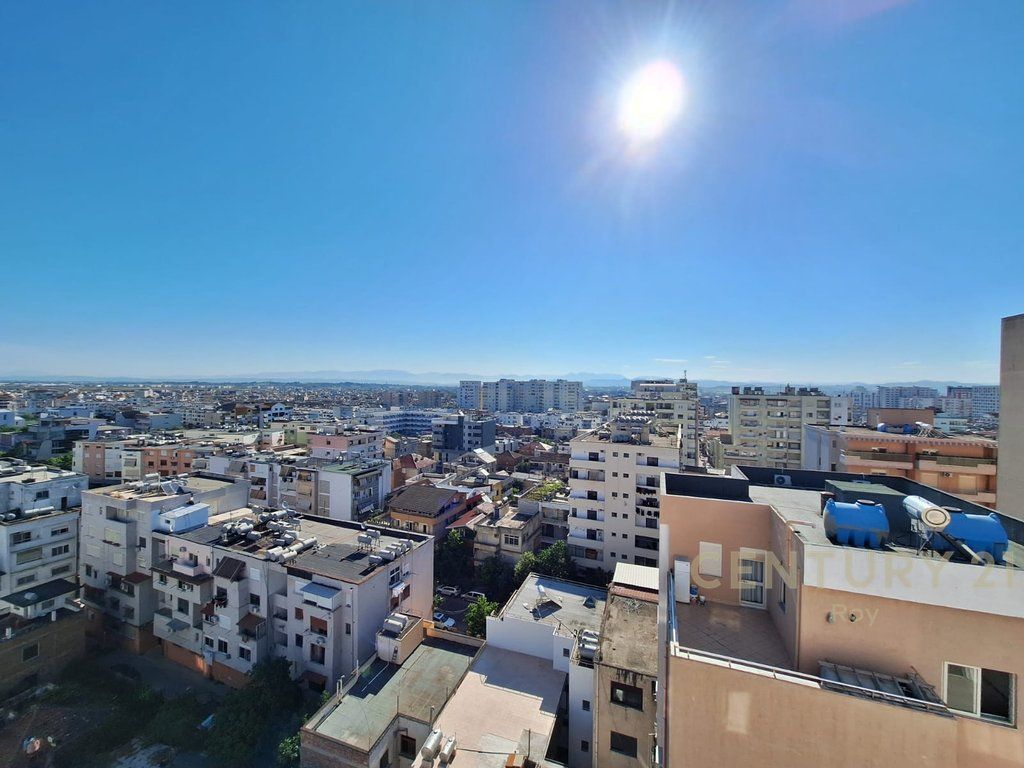 Apartament 2+1 në shitje Rruga Mujo Ulqinaku, Durrës - 150000€ | 107 m²