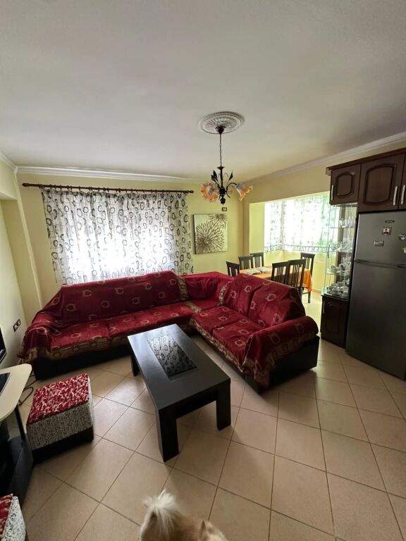 JEPET ME QERA APARTAMENT 2+1, PRANE DEGES, DURRES.