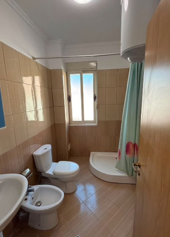 Shitet Apartament 2+1 – Fresk