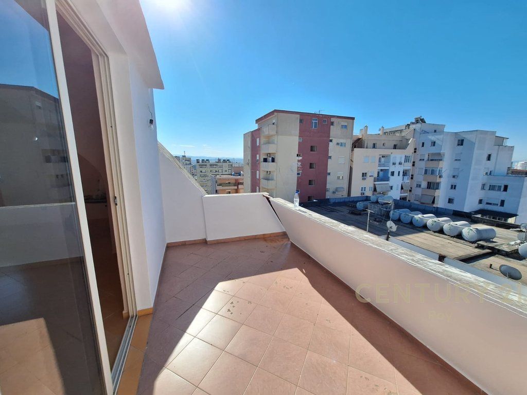 Apartament 2+1 në shitje Rruga Mujo Ulqinaku, Durrës - 150000€ | 107 m²