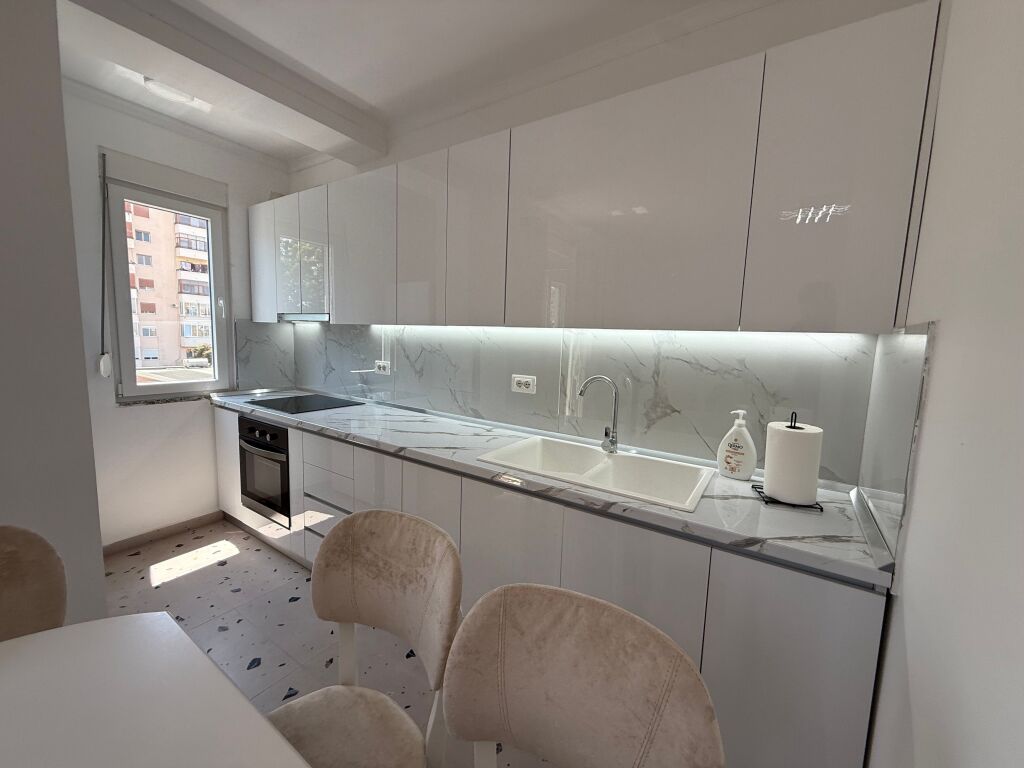 Apartament 2+1 me dy Tualete Ne durres