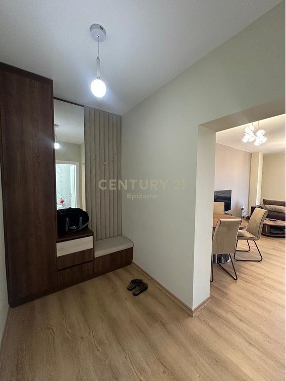 APARTAMENT 2+1+2 PËR QIRA NË VOLLGA !