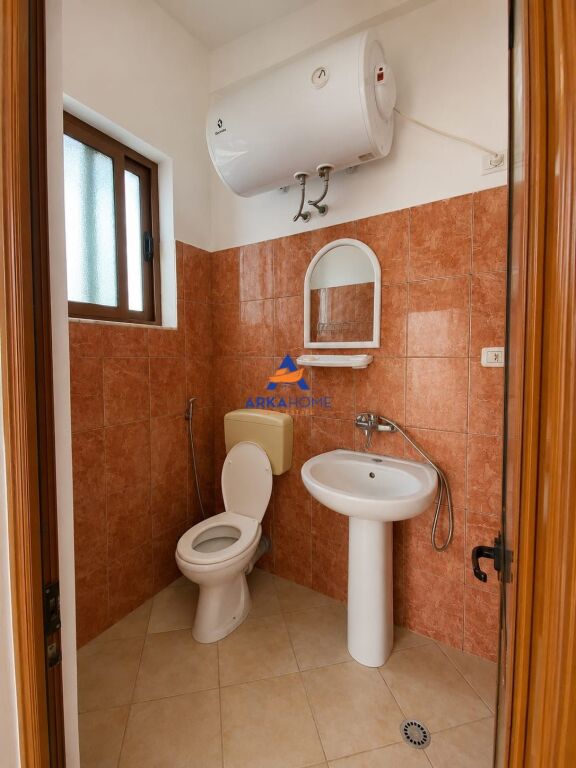 JEPET ME QERA APARTAMENT 1+1 "5 MAJ" 30.000 LEKE