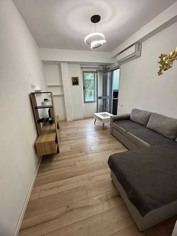 For rent 2+1 (converted) + Parking in Fresk 🏷️40,000 Leke