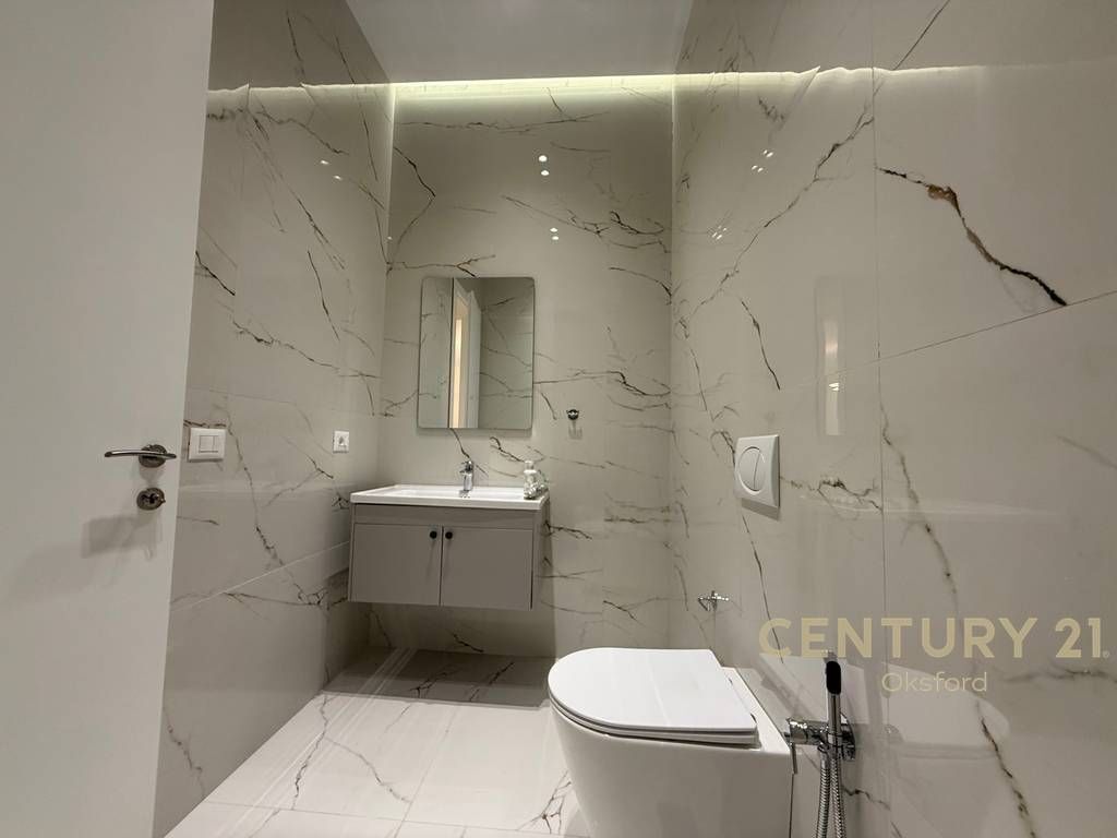 Apartament per qira 2+1+2 i mobiluar, tek Kompleksi "Deliorgji"! 1,350 € /Muaj