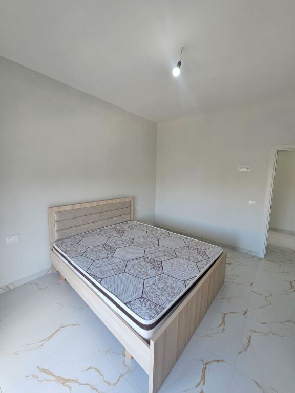 JEPET ME QERA SUPER APARTAMENT 2+1 NE ISH KËNETË DURRËS