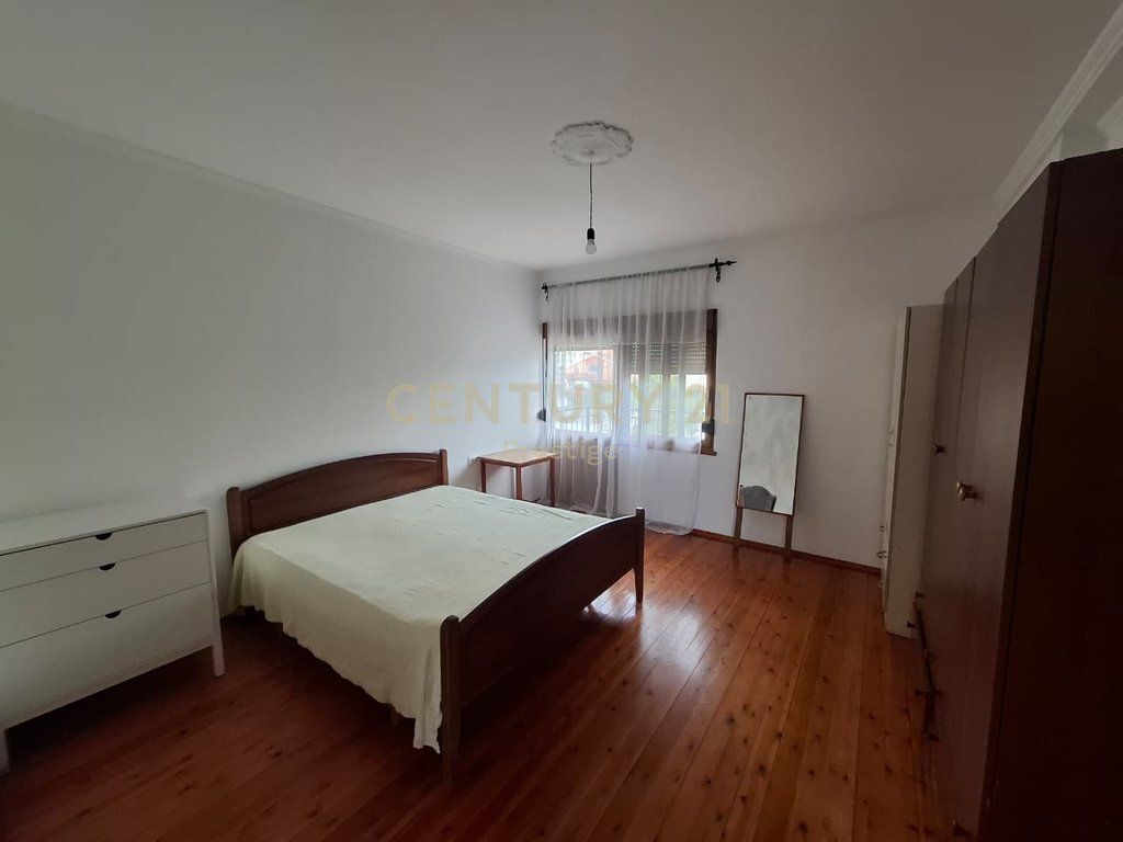 VILLA FLOOR FOR RENT LOCATED AT THE SHKOZA ROUNDABOUT! 450 € /Month