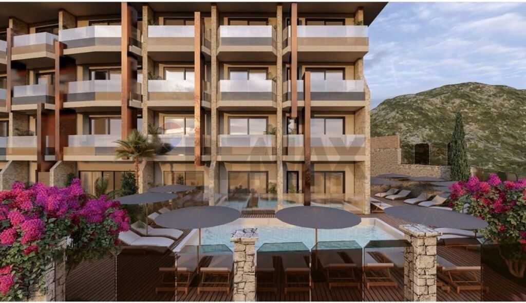 Vendesi Hotel di Lusso a Himarë, Vicino al Mare