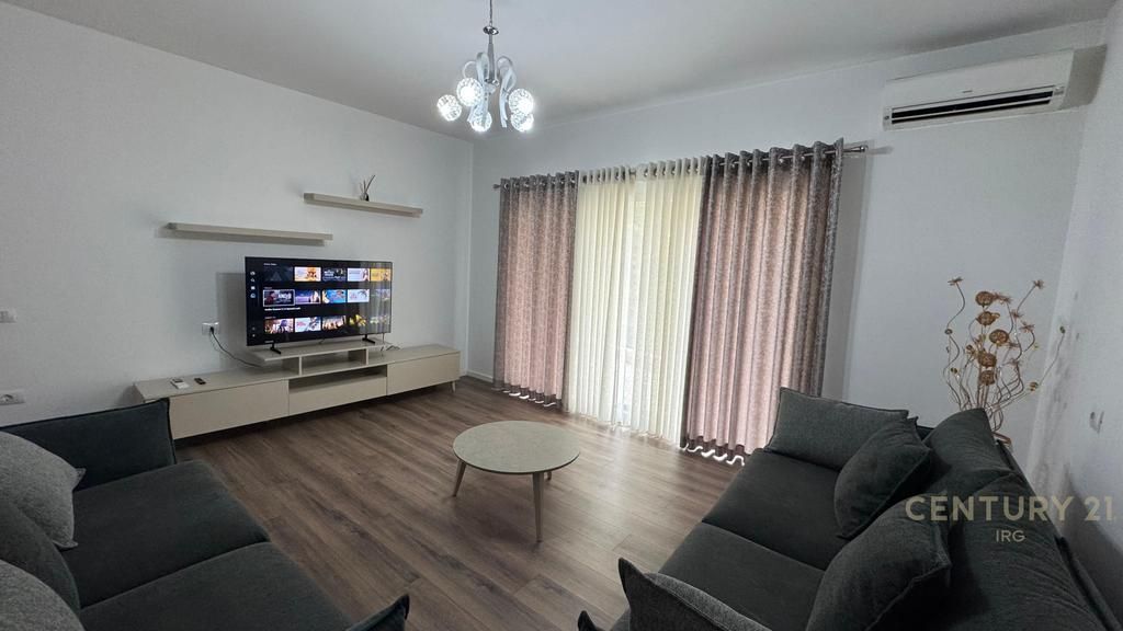 FOR RENT APARTMENT 2+1+PARKING SPACE NEAR THE BOTANICAL GARDEN! 750 € /Month