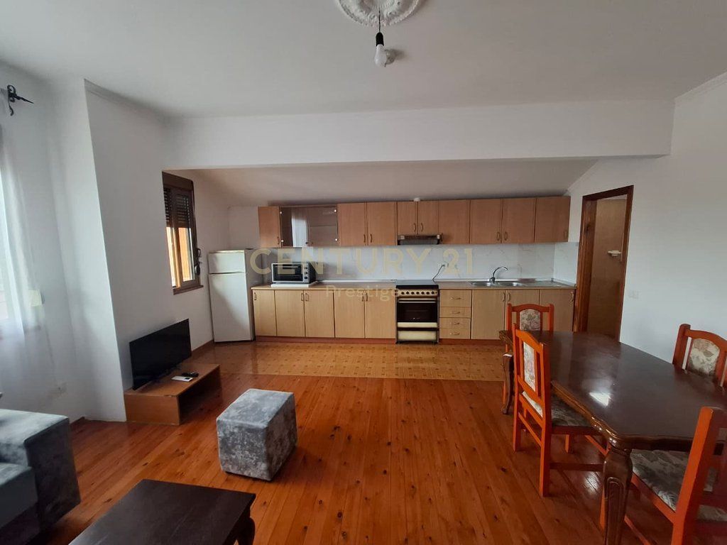 VILLA FLOOR FOR RENT LOCATED AT THE SHKOZA ROUNDABOUT! 450 € /Month